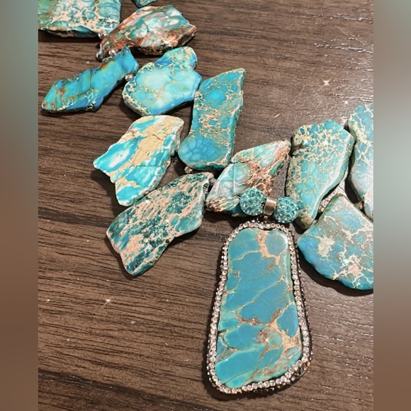 Handmade turquoise stone necklace! - Picture 2 of 3